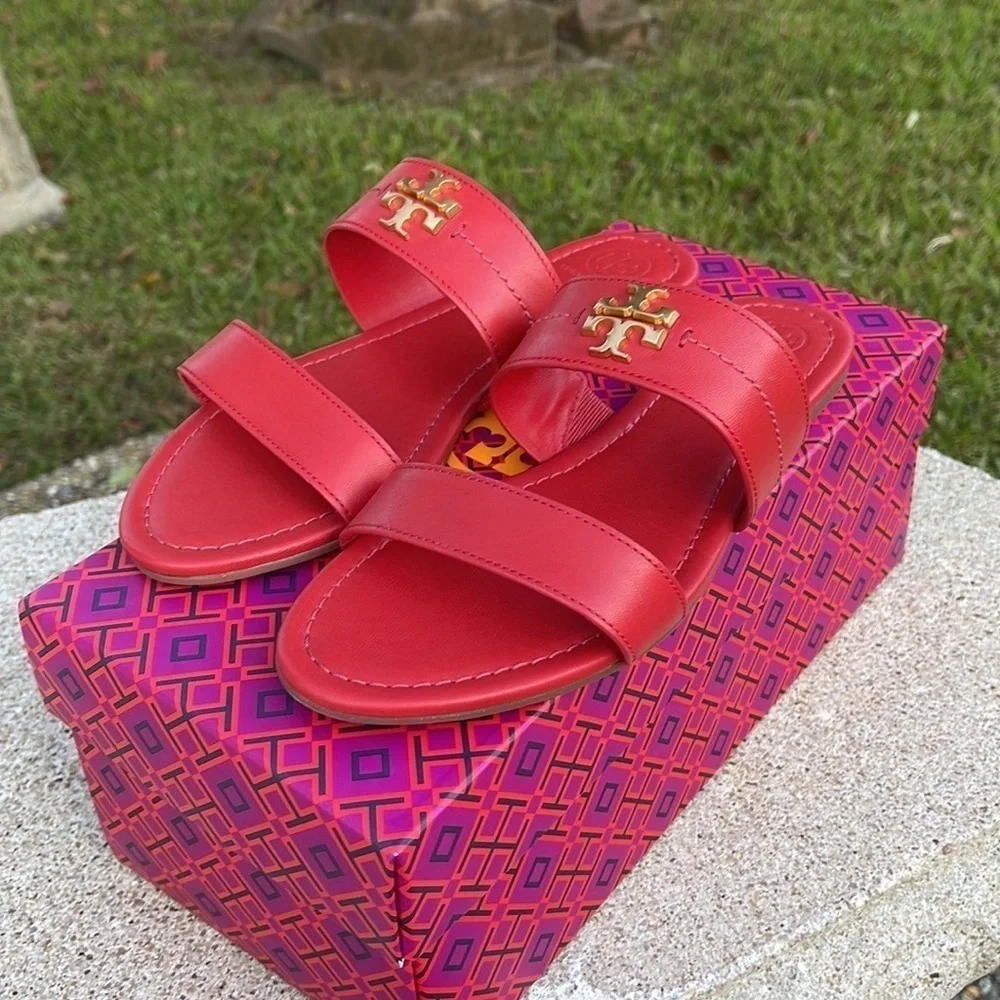 Brand new Tory Burch sandal